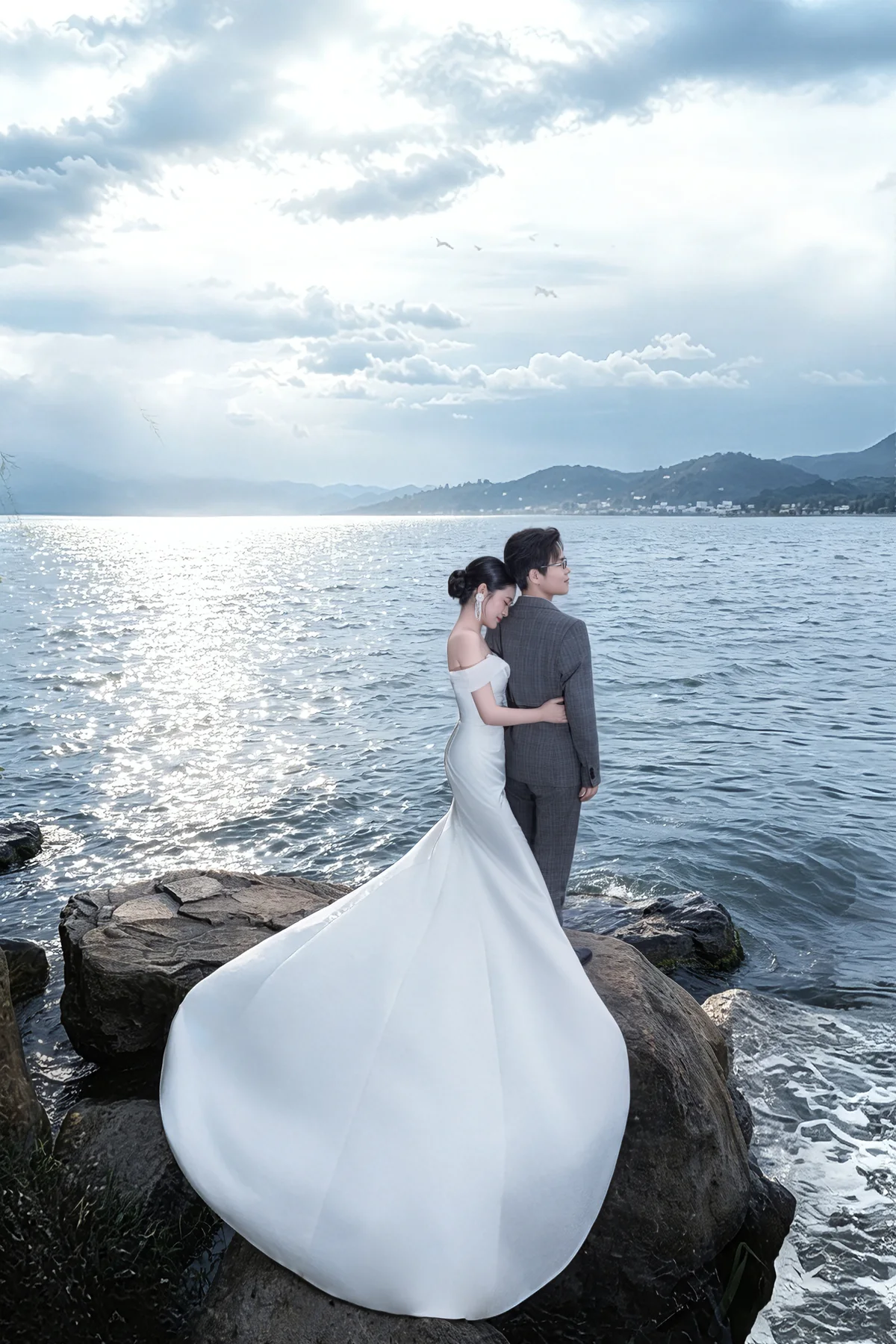 海边新人合影